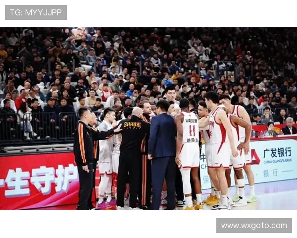 2018年CBA新疆队与吉林队激战回顾精彩瞬间与赛场亮点分析